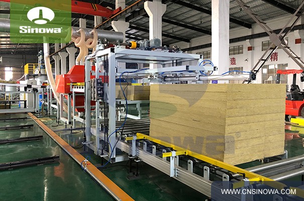 Automatic Disassembly Free Composite Insulation Panel Machine